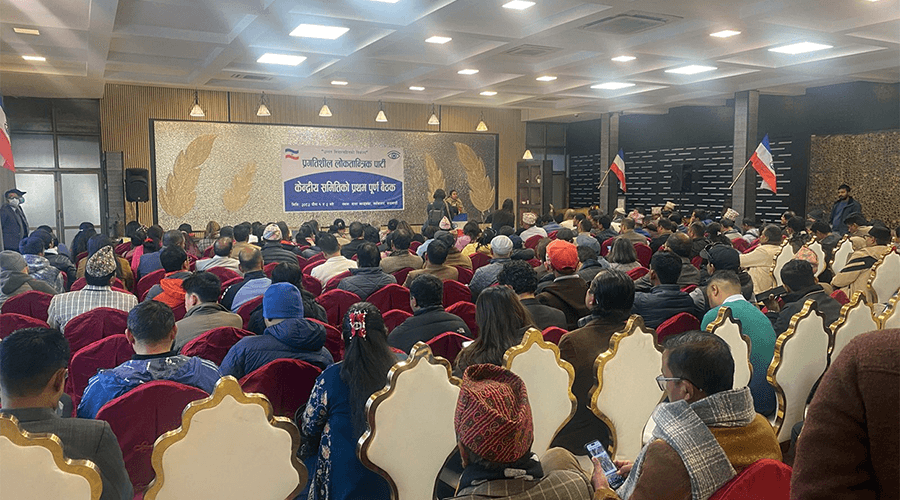 नेपाल: 18 वर्ष की आयु से चुनाव लड़ने का अधिकार मांगा